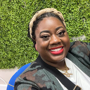 Meet your Posher, Latoya